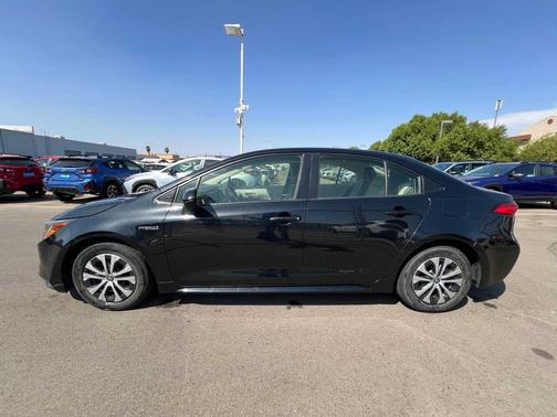2020 Toyota Corolla Hybrid LE