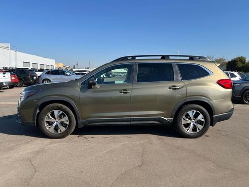 2023 Subaru Ascent Premium 7-Passenger