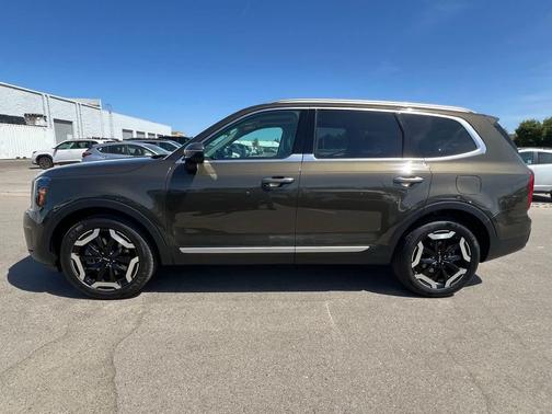 Dark Moss 2025 Kia Telluride S