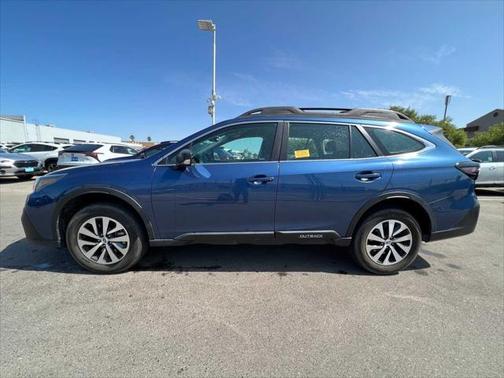 2022 Subaru Outback Base
