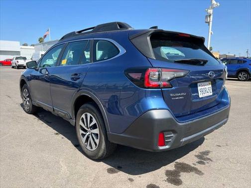 2022 Subaru Outback Base