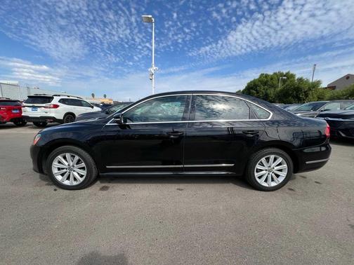2013 Volkswagen Passat 2.5 SEL Premium