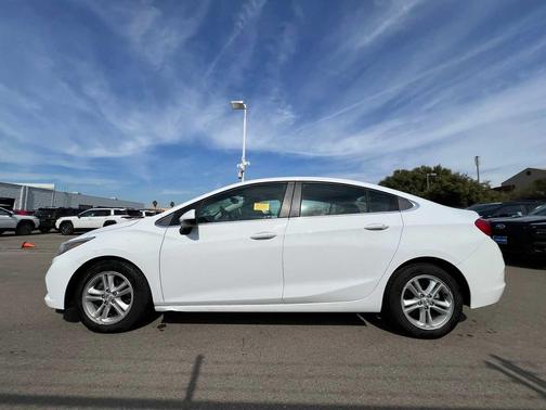 2016 Chevrolet Cruze LT Auto