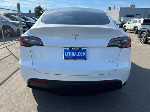 2023 Tesla Model Y Long Range Dual Motor All-Wheel Drive