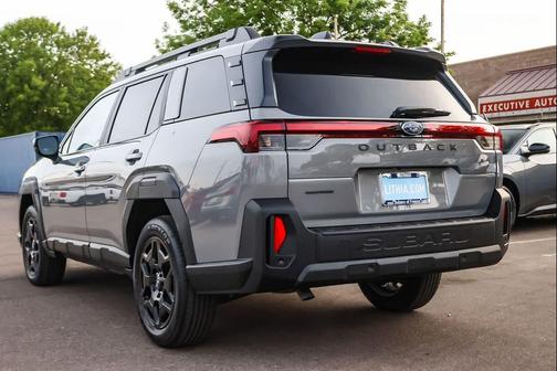 River Rock Pearl 2026 Subaru Outback Limited