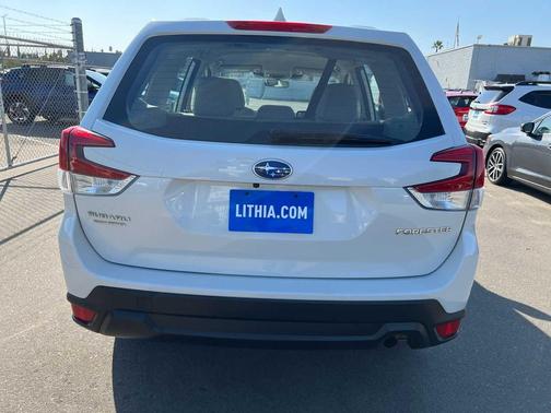 2022 Subaru Forester Base