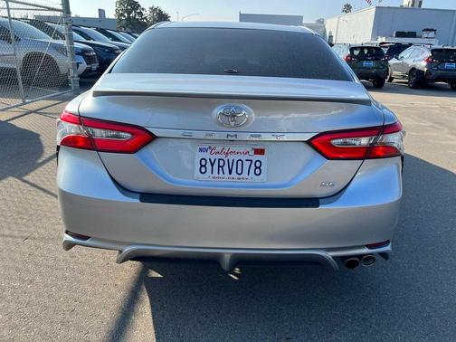 2018 Toyota Camry SE