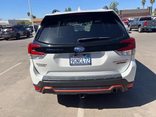 Crystal White Pearl 2023 Subaru Forester Sport