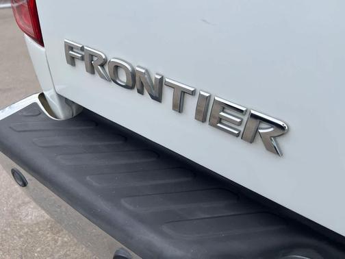 2019 Nissan Frontier SL