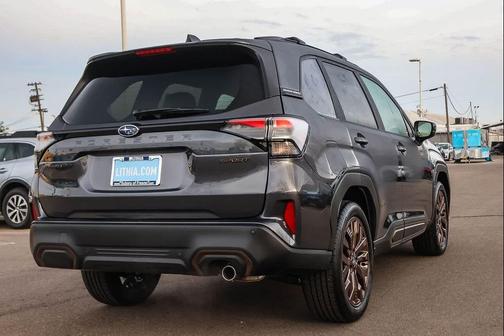 Magnetite Gray Metallic 2026 Subaru Forester Sport