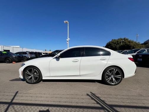 2020 BMW 330 330i