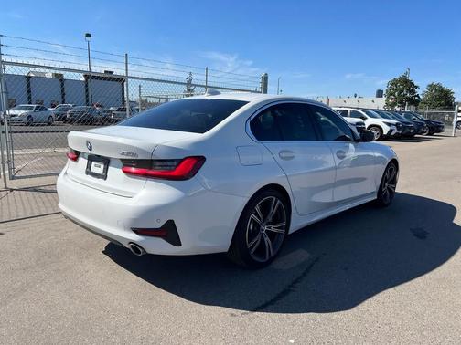 2020 BMW 330 330i