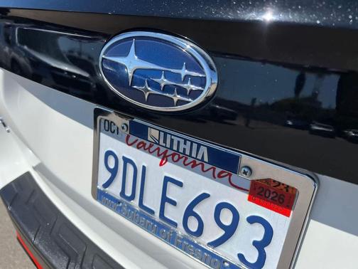 Crystal White Pearl 2022 Subaru Forester Sport