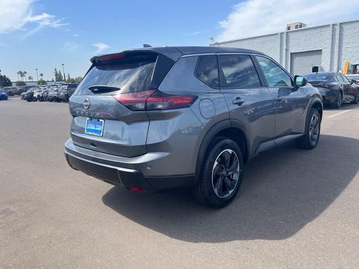 Gun Metallic 2025 Nissan Rogue SV