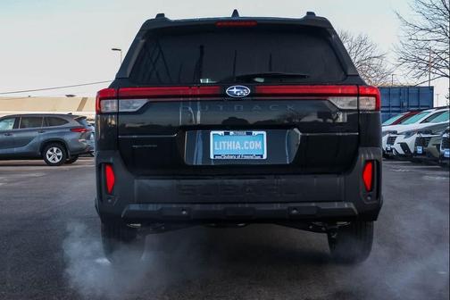 Crystal Black Silica 2026 Subaru Outback Touring XT