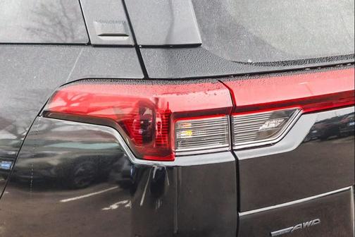 Crystal Black Silica 2026 Subaru Outback Premium