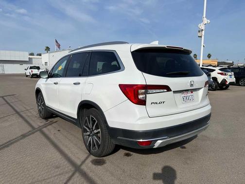 2021 Honda Pilot Touring 8-Passenger