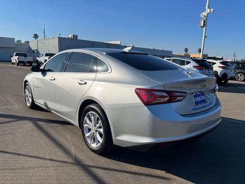 2021 Chevrolet Malibu FWD LT