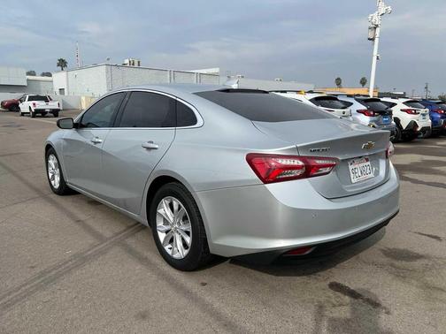 2021 Chevrolet Malibu FWD LT
