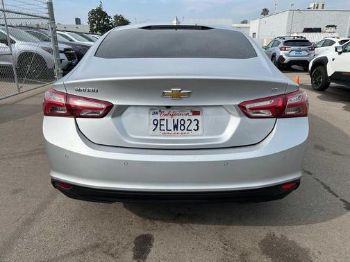 2021 Chevrolet Malibu FWD LT