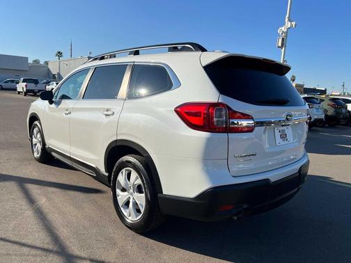 2022 Subaru Ascent Base 8-Passenger