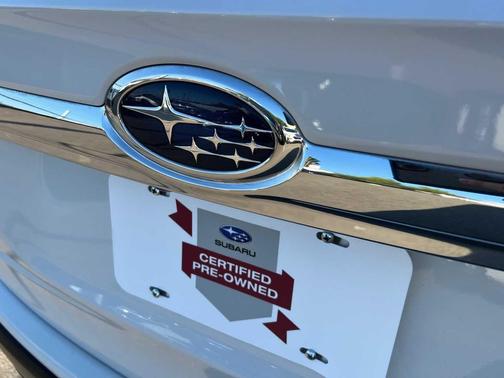 2022 Subaru Ascent Base 8-Passenger