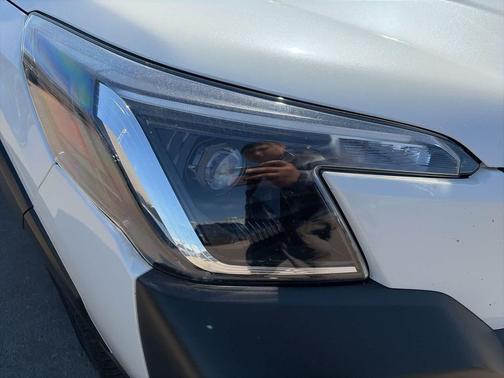Crystal White Pearl 2023 Subaru Forester Wilderness