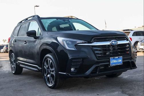 Crystal Black Silica 2026 Subaru Ascent Limited 7-Passenger