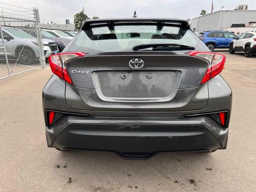 2018 Toyota C-HR XLE
