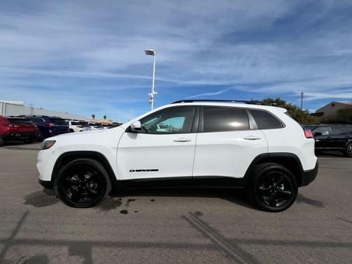 Bright White Clearcoat 2020 Jeep Cherokee Altitude