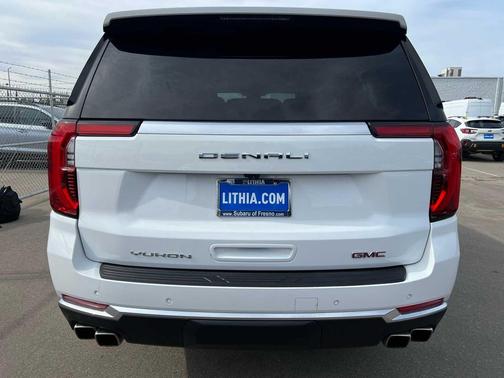2025 GMC Yukon XL Denali