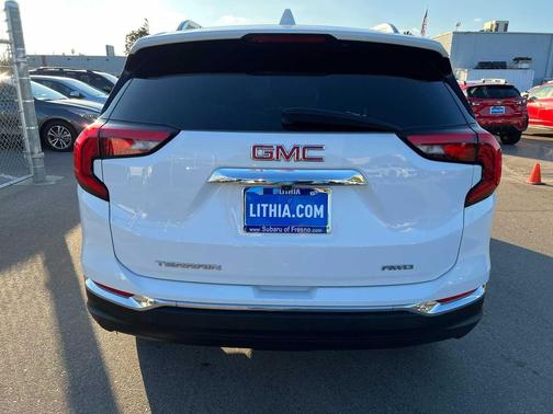 2020 GMC Terrain SLT