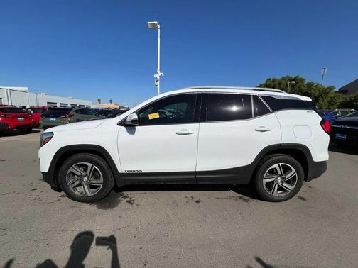 2020 GMC Terrain SLT