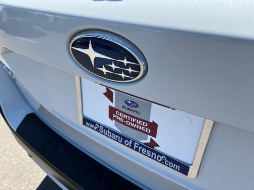 Crystal White Pearl 2023 Subaru Outback Touring XT