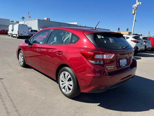 2017 Subaru Impreza 2.0i