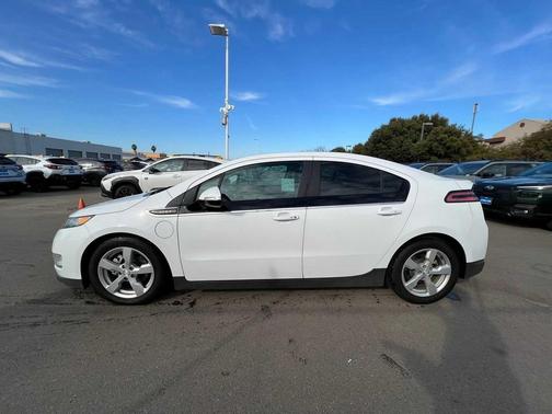 2013 Chevrolet Volt Base