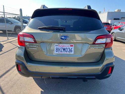 2019 Subaru Outback 2.5i
