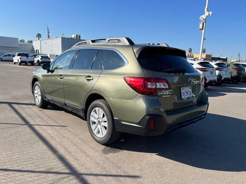 2019 Subaru Outback 2.5i