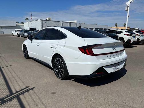 2021 Hyundai SONATA Limited