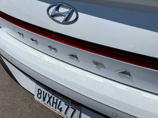 2021 Hyundai SONATA Limited