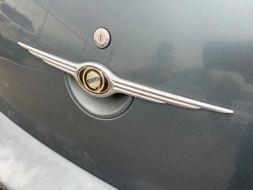 2006 Chrysler PT Cruiser Base