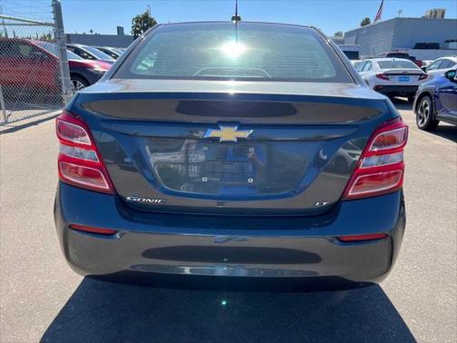 2020 Chevrolet Sonic FWD Sedan LT