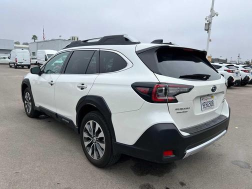 2023 Subaru Outback Touring XT