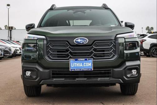 Deep Emerald Green Pearl 2026 Subaru Outback Limited