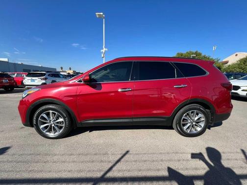 2017 Hyundai SANTA FE SE