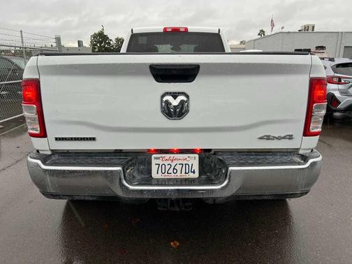 2024 RAM 3500 Big Horn Crew Cab 4x4 8' Box