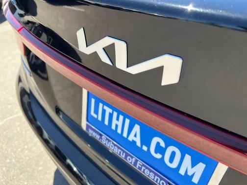 Aurora Black 2024 Kia Forte LXS