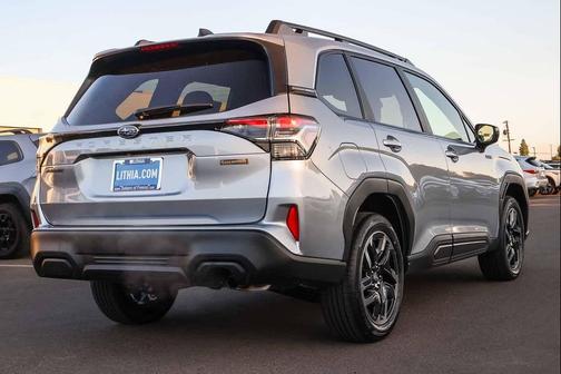 2025 Subaru Forester Hybrid Premium