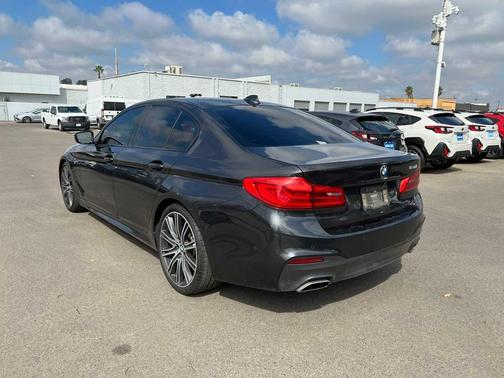 2019 BMW 540 540i