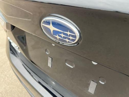 Crystal Black Silica 2025 Subaru Legacy Premium